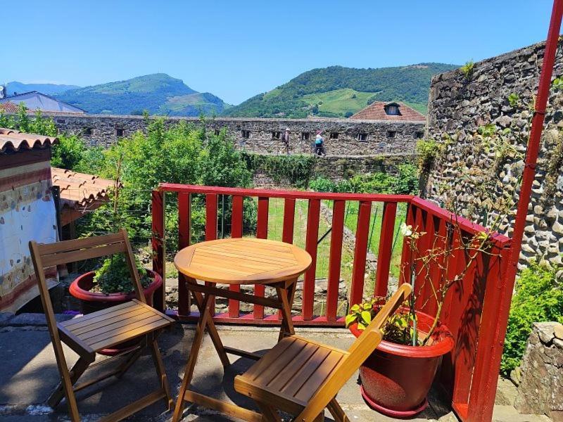 L'Auberge Du Pelerin - St Jean Pied De Port Saint-Jean-Pied-de-Port Exterior photo